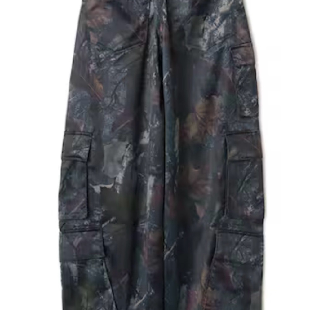 adidas Abstract Camo Cargo Pants in Blue and Green - Picture 5 of 8